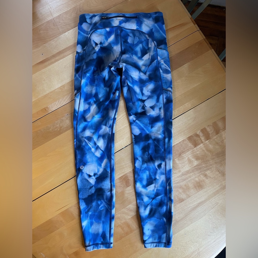 Lululemon leggings,  size 6 multi blue pattern .